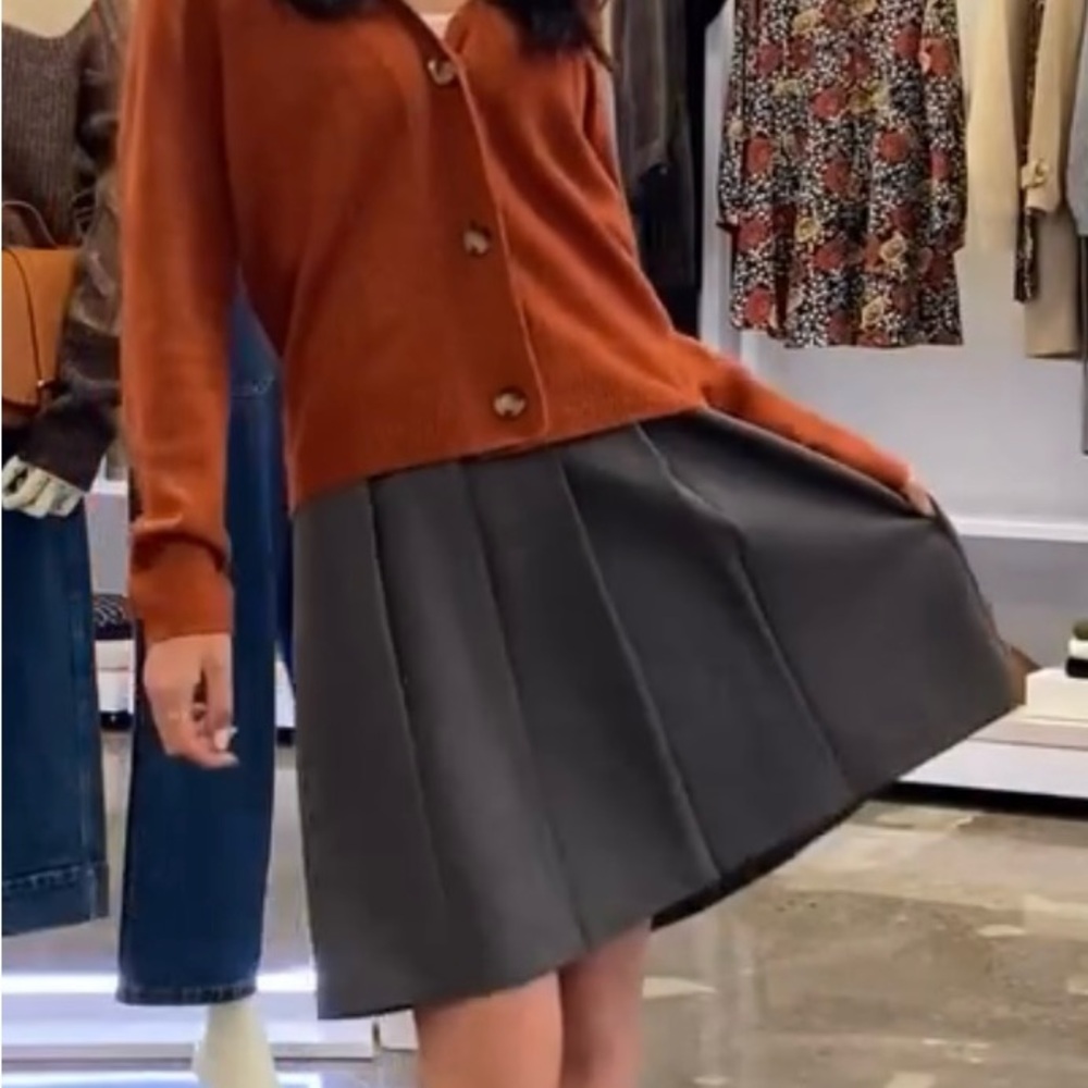 NEW Joe Fresh Grey Pleated Skirt Size XS